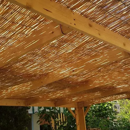 Con Giardino Sul Mare