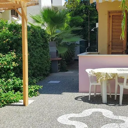 Con Giardino Sul Mare *