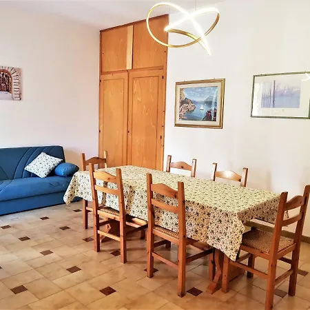 Con Giardino Sul Mare *