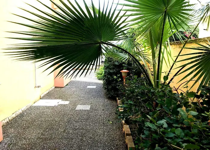 Con Giardino Sul Mare شقة